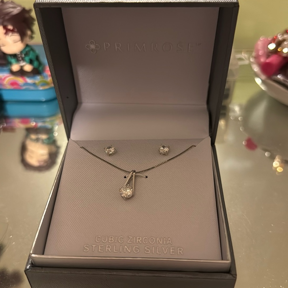 Necklace & Earring Set